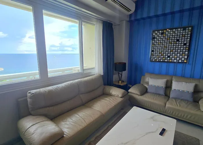 La Mirada Residences
