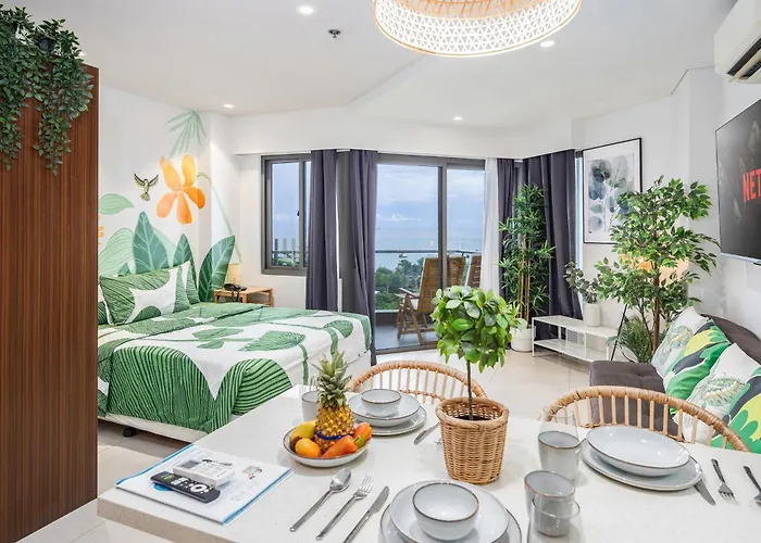 Jungle Studio At Tambuli Ocean View By Dominik Studio With Pool & Balcony In Mactan